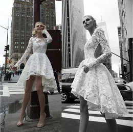 Inbal Drow Mini Wedding Dressesバトーロングスリーブボヘミアンボーハイローブライダルガウンセクシーバックレスビーチウェディングドレスヴェスディドデノヴィア