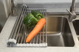 Multipurpose Roll-Up Dish Drying Rack Made By Food Safe Grade Silikonbelagd Rostfritt Stål Svart och Silverfärg