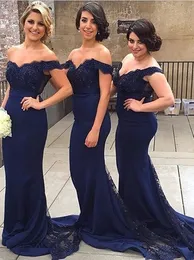 Dark Navy Mermaid Off Shoulder Bridesmaid Dresses Plus Size Sexig Backless Prom Kappor Billiga Robe d'Invité de Mariage Long Wedding Gästklänning