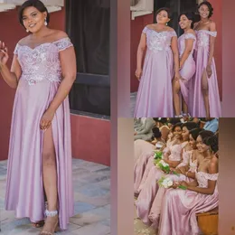 2019 Nowe Tanie Druhna Suknie Off Aplikacje Ramię Side Split A-Line Plus Size Długa Backless Maid of Honor Formalna suknia ślubna