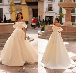 ساتان نورا نافيانو يلبس قبالة الكتف فستان زفاف قصير الأكمام