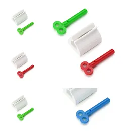 new Toothpaste Tube Squeezer Stand Hanging Holder Toothpaste Cleanser Extruder Clamps Toothpaste Clip Rolling Extruder T2I5793