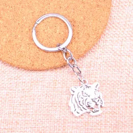 Ny nyckelring 27*24mm Roaring Tiger Head Pendants Diy Men Car Key Chain Ring Holder Keyring Souvenir Jewelry Gift
