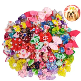 Hurtownie Pies Grooming Łuki Kot Dog Pet Head Flower Bow Jewelry Hairpin Dog Headband Teddy Guma Band