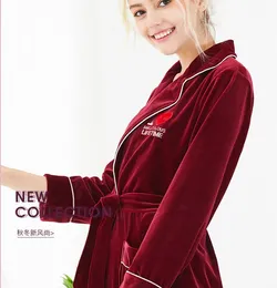 Yao Ting Explosion Modeller Koreanska Velvet Single Nightgown Kvinna Höst och Vinter Varm Long Love Bathrobes Hemservice