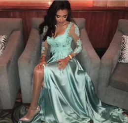 Uroczy linia Saitn Koronki Aplikacje Scoop See Chociaż 3/4 rękaw Wysokiej strony Splity Prom Dresses Black Girls Party Suknia Wieczorowa Dresy 2020