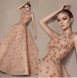 D Floral Appliced ​​Prom Dresses V Neck spets Tärnat en linjekvällsklänningar plus storlek sveptåg formell glitter svart flickor klänning pplique beee