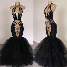 Abiti da ballo sexy economici neri Halter Halter Tenele Tulle Gold Lace Appliques sirena Lunghezza Formale Formale Abito da sera Abito da sera