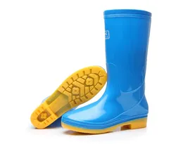 Venda quente-PVC alta chuva botas anti-derrapante de desgaste-resistente ao desgaste de desgaste botas de chuva de duas cores Senhoras de chuva sapatos escorregadios azuis