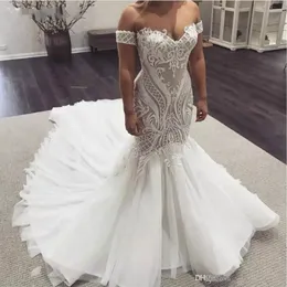 Syrenki Suknie ślubne Sweetheart Koronki Kwiatowe Aplikacje Sweep Pociąg Plus Rozmiar Wedding Dress 2019 Beach Suknie ślubne Custom Made