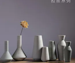 北欧の陶磁器の花の花瓶ヨーロッパの創造的なリビングルームのカウンタートップの花モダンなミニマリストの家の装飾の装飾品