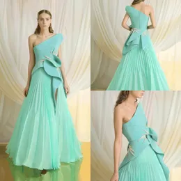 Azziosta 2020 Evening Dresses Strapless Ärmlös Sida Split Appliques Ruffle Satin Prom Gowns Custom Gjorda Special Occasion Dress