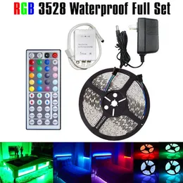 5 M 300LEDS Non-Waterproof RGB LED Strip Light 3528 DC12V 60EDS / M Elastyczne światła Stringi Wstążki Taśmy Lampy Dekoracji Home Lampy Dekoracji