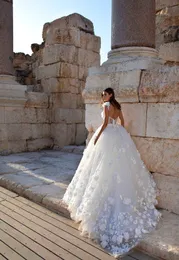 Elegant Pnina Tornai Big Ballgown Wedding Dress With Sweetheart