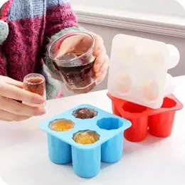 Forma della tazza 1 PCS Muffa di ghiaccio Mold Soft Silicone congelato Frozen Barbar Ice Cubes Tray Ice Maker per Cola Novità Regali
