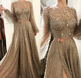 2019 Saudi-arabisches Abendkleid mit transparentem Ausschnitt und Perlen, langen Poet-Ärmeln für den Urlaub, Frauen tragen ein formelles Party-Abschlussballkleid nach Maß in Übergröße