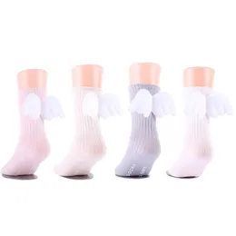 Barnstrumpor med ängelvingar Nyfödda barnsockor Rosa strumpor Sko 4 Färger Stickad Knee Sock 100% Bomull Anti-Slip Sole