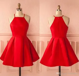 Verkliga bilder Lite röda korta hemkomstklänningar Billiga 2019 En rad halter Neck Mini Prom Evening Gowns Cocktail Party Gowns Vestidos