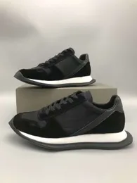 New list genuine leather mesh lining sports shoes first layer water dyed leather trend fashion personality non-slip shock absorber shoes