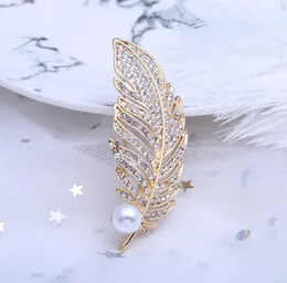 Fashion-Hot Feather Rhinestone Broszka Protection Plating Pearl Mute Gold Głupi Silver Broszka Moda Retro Rhinestone Klatka piersiowa