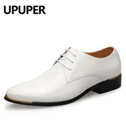 Upuper Plus Size 38-48 Patentläder Mäns Klädskor För Bröllopsfestskor För Man Vit Svart Fashion Oxfords Skor Män