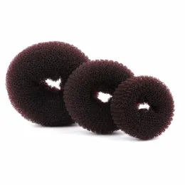 Mode Kvinnor Magic Shaper Donut Hair Ring Bun Haar Tillbehör Lady Styling Tool Hårklipp Tillbehör