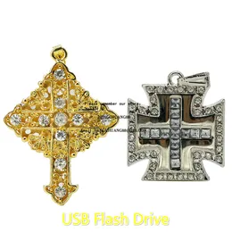 Fashion Crystal USB Flash Drive 64GB Diamants Cross of Jesus Pendant Pendrive 32GB Real kapacitet 4GB 8GB 16GB Memory Stick Presenter