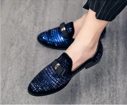 Svart Spikes 2020 Nya Märke Mens Loafers Luxury Skor Denim och Metal Sequins Högkvalitativa Casual Men Skor Storlek 38-46