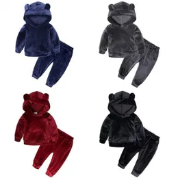 Çocuklar Tasarımcı Giyim Erkek Altın Kadife Eşofman Kızlar Kış Kazak Pantolon Suits Spor Casual Hoodies Pantolon Giyim Setleri Kostüm C6682