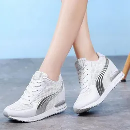 Hot Sale-Women Casual Shoes Mesh Sneakers Kvinna Höjd Ökande Platform Skor Zapatillas Deportiva