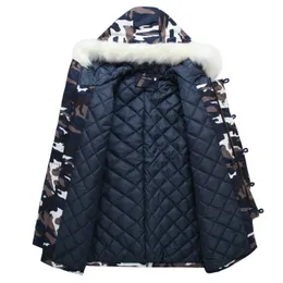 Kamuflaż Down Parkas Kurtki męskie Parka Kapturem Płaszcz Męski Fur Collar Parkas Winter Jacket Men Down Prepcior 2019 5xl