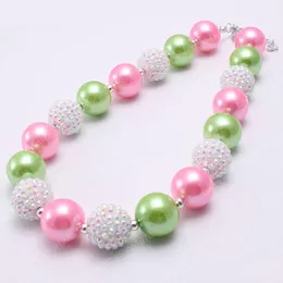 新しい設計可能な女の子の子供チャンキービーズのネックレスピンク+緑色のChibubblegum Chunky Beadsネックレスジュエリーの女の子のための宝石