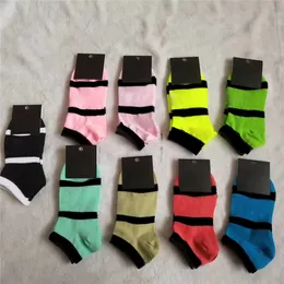 Moda Yetişkin Çorap Unisex Kısa Çorap Amigo spor çorapları Gençler Ayak Bileği Çorap Çok Renkli Kağıt Karton