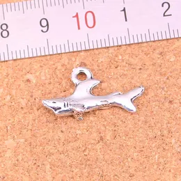 127PCS Charms Shark Fish Antique Srebrne Wisendy Wykonanie ręcznie robionego tybetańskiego srebrnego biżuterii 24*12 mm