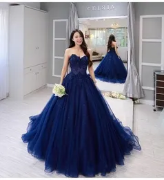 2022 Nuovo abito da ballo con scollo a cuore abito da Quinceanera vintage abito da ballo in pizzo blu navy vintage formale abiti da festa dolce 15 B0606273w