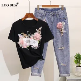 Luosha Women 2019 2pcs Summer Stylish Embroidery 3d Flower Short Sleeved Tshirt+heavy Work Jean Rippered Hole Denim Pants Suit Y19062201