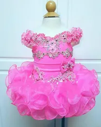 Fuchsia Off Shoulder Cupcake Girls Pageant Dresses Short Mini Beaded Ruffles Tiered Skirts First Communion Dresses Girls Party Gowns