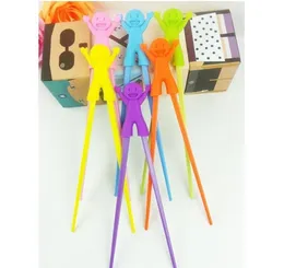 500ペアの新しい子供用プラスチック箸子供の学習ヘルパートレーニング学習ハッピープラスチック玩具箸SN1215