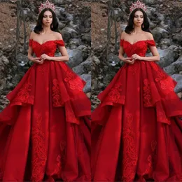 Plus Size Nyaste Red Prom Party Dresses 2019 Off Shoulder Appliques Sequin Layered Ruffles Formella tävlingsklänningar Vestidos