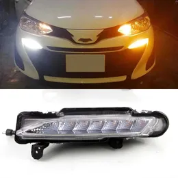 1 para Yellow Turning Signal Przekaźnik Wodoodporny 12 V Car DRL LED Light Day Daylight Daylight Dla Toyota Yaris 2017 2018 2019
