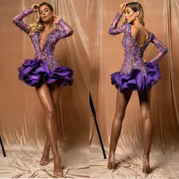 Illusion Deep V Neck Cocktail Dresses 2020 Backless Zroszony Seksowne Krótkie Suknie Promu Z Ruffles Długą Rękaw Sukienka