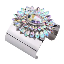 Wholesale- fashion ins luxury designer exaggerated wide super glittering zircon diamond crystal flower open bangle bracelet for woman