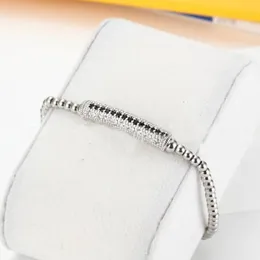 Mode rostfritt stål armband för kvinnor och män Dainty Bar Crystal Pendant Charm Manschettarmband Delikata gåvor