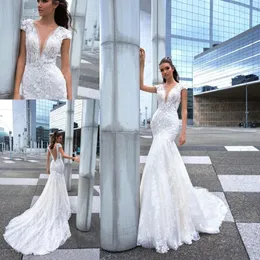 Mermaid Beach Wedding Dresses V Neck Lace 3D Floral Applique Beading Backless Bridal Gowns Plus Size Bohemia Wedding Gown