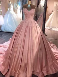 Allık Pembe Balo Quinceanera Elbiseler Sevgiliye Dantel Aplike 16 Gelinlik Modelleri Vestidos de Quinceañera Mahkemesi Tren Abiye giyim