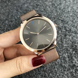 女性の男性のユニセックススタイルの鋼鉄金属バンドクォーツ時計トム2140のためのファッションブランドの腕時計