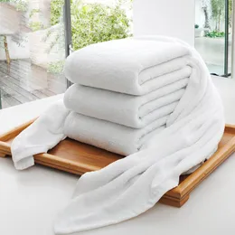 Guest House all'ingrosso Asciugamano bianco in cotone 100% Asciugamani da bagno per hotel Forniture per il bagno morbide Uso unisex Asciugamano da bagno sicuro naturale BC BH0710
