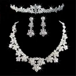 Romantyczny Kryształ Trzy Kawałki Zestawy Biżuterii Kwiaty Zestaw Biżuterii Bridal Naszyjnik Kolczyk Korona Tiaras Party Wedding Party Akcesoria