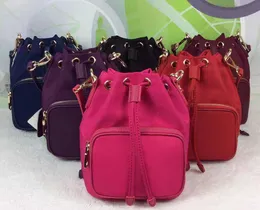 Wholesale Single Shoulder Pumping Bucket Bag Crossbody Simple Small Bag Casual Lady Nylon Oxford Fashion Bag