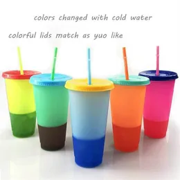 Neue 24-Unzen-Tasse mit Farbwechsel, magische Kunststoff-Trinkbecher mit Deckel und Strohhalm, Bonbonfarben, wiederverwendbarer Becher für Kaltgetränke, magische Kaffeetasse